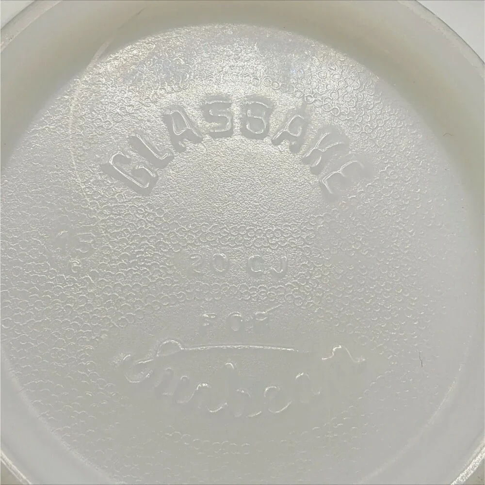 Sm Vtg Glasbake 20 CJ White Glass Spout Sunbeam Mixmaster Mixing Bowl 1.5 Quart